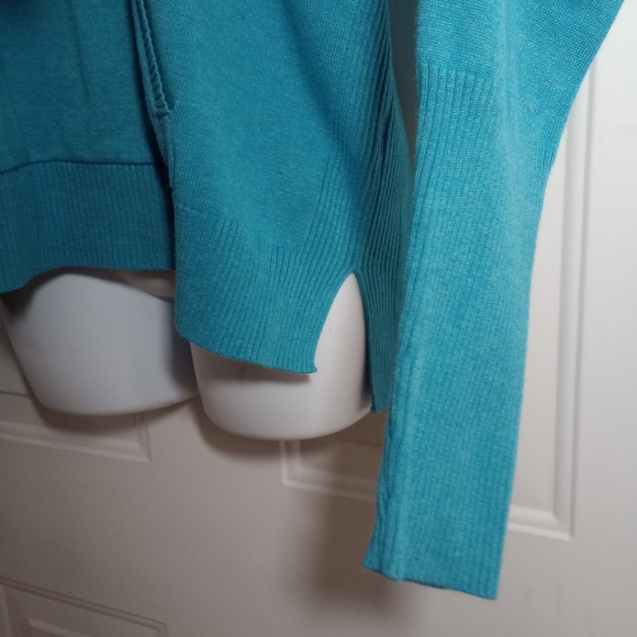 Cabi Turquoise Blue Hop To Hoodie with Kangaroo Pocket. Size L. 🆕 - Picture 8 of 12